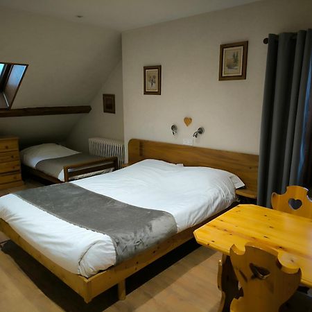 Auberge Des Montauds - Hotel & Restaurant Villard-de-Lans Bagian luar foto