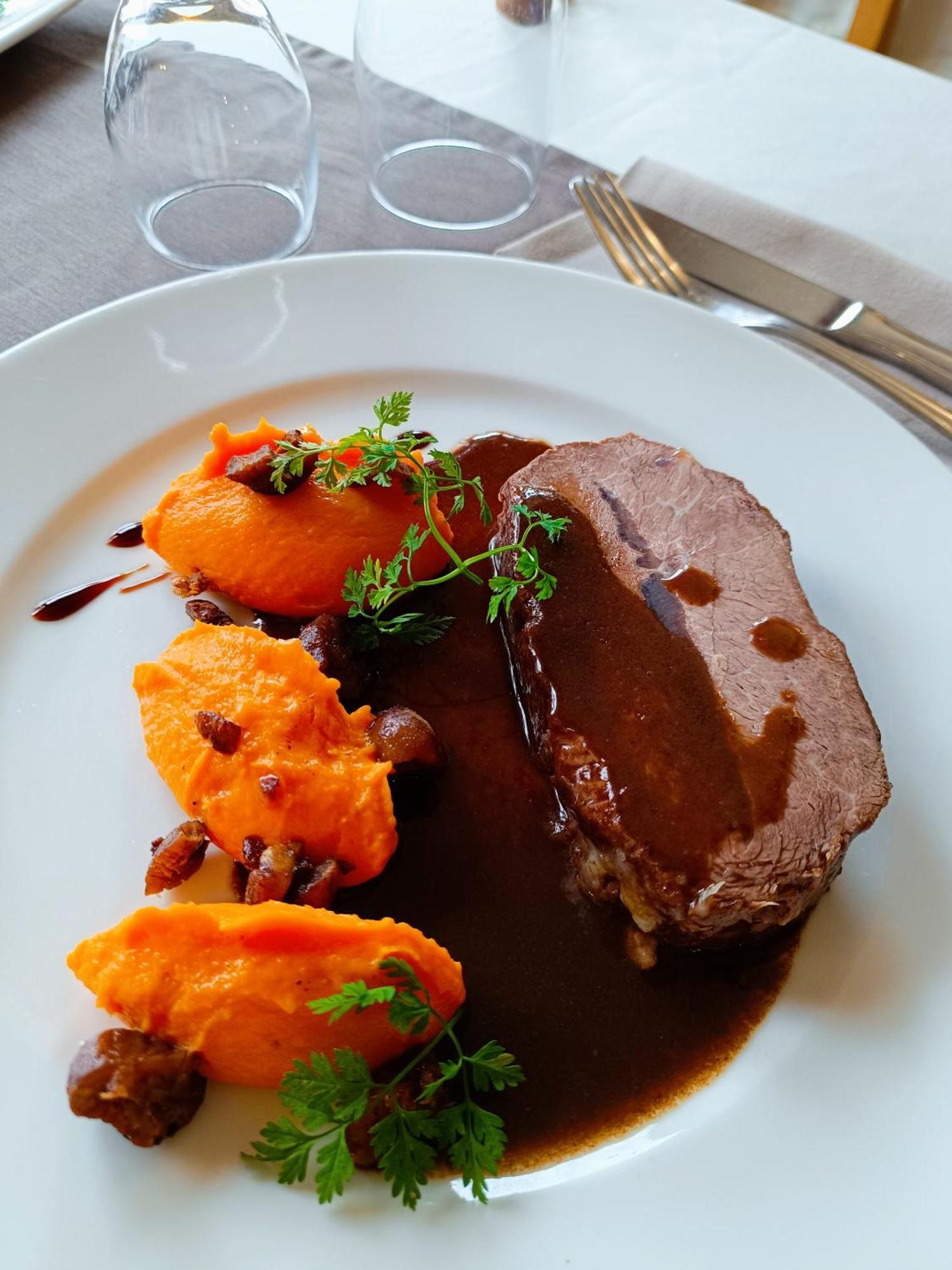 Auberge Des Montauds - Hotel & Restaurant Villard-de-Lans Bagian luar foto
