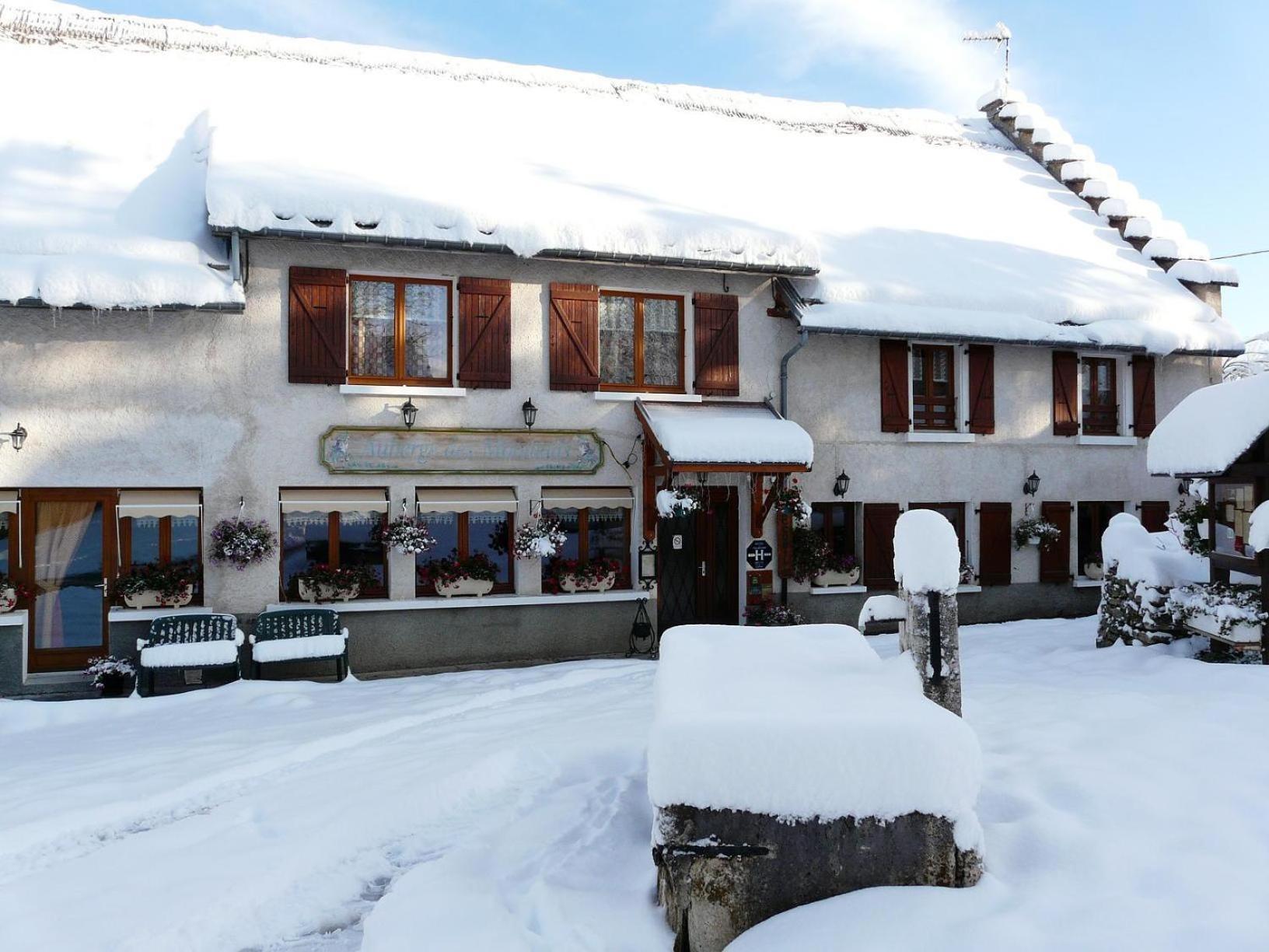 Auberge Des Montauds - Hotel & Restaurant Villard-de-Lans Bagian luar foto