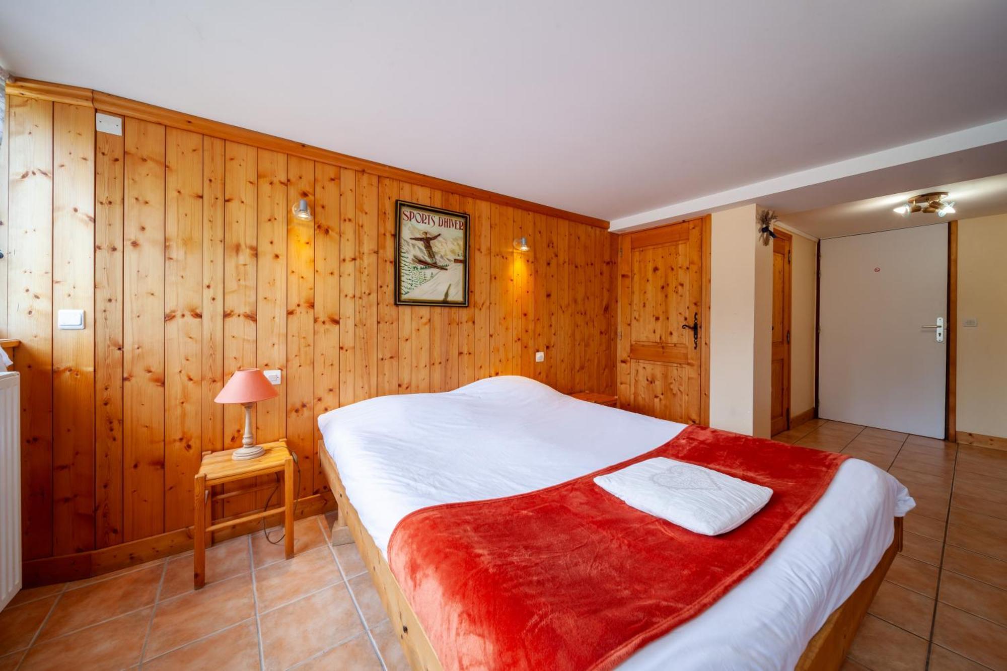 Auberge Des Montauds - Hotel & Restaurant Villard-de-Lans Ruang foto